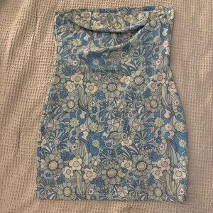 ✨5 for $25✨ Princess Polly Blue Floral Strapless Mini Dress